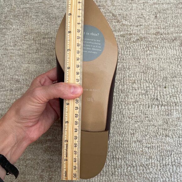 Everlane Modern Point Flat - Picture 4 of 4